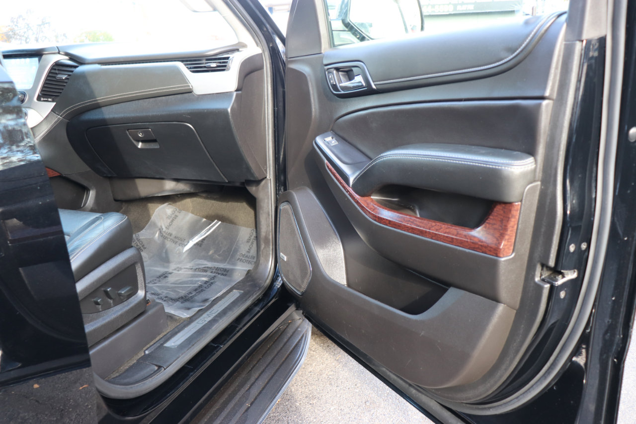 Used 2017 GMC Yukon XL SLT image 17