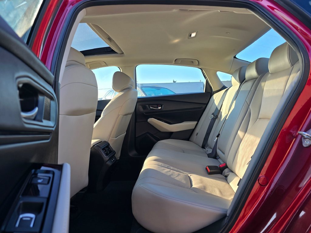 Used 2023 Honda Accord Touring image 15