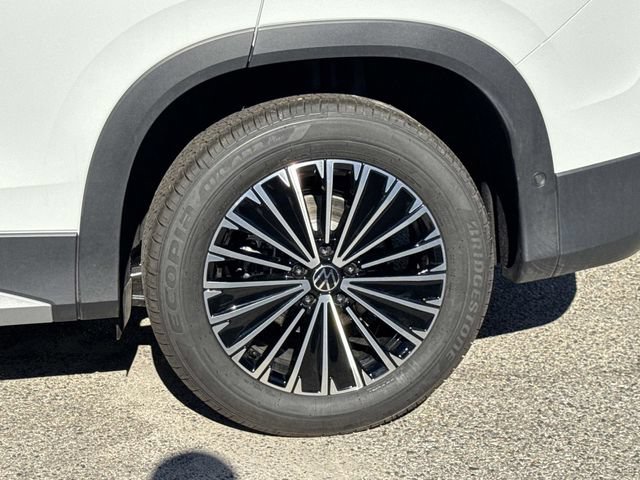 Certified 2025 Volkswagen Tiguan S w/ 18" Wheel Package FWD image 6