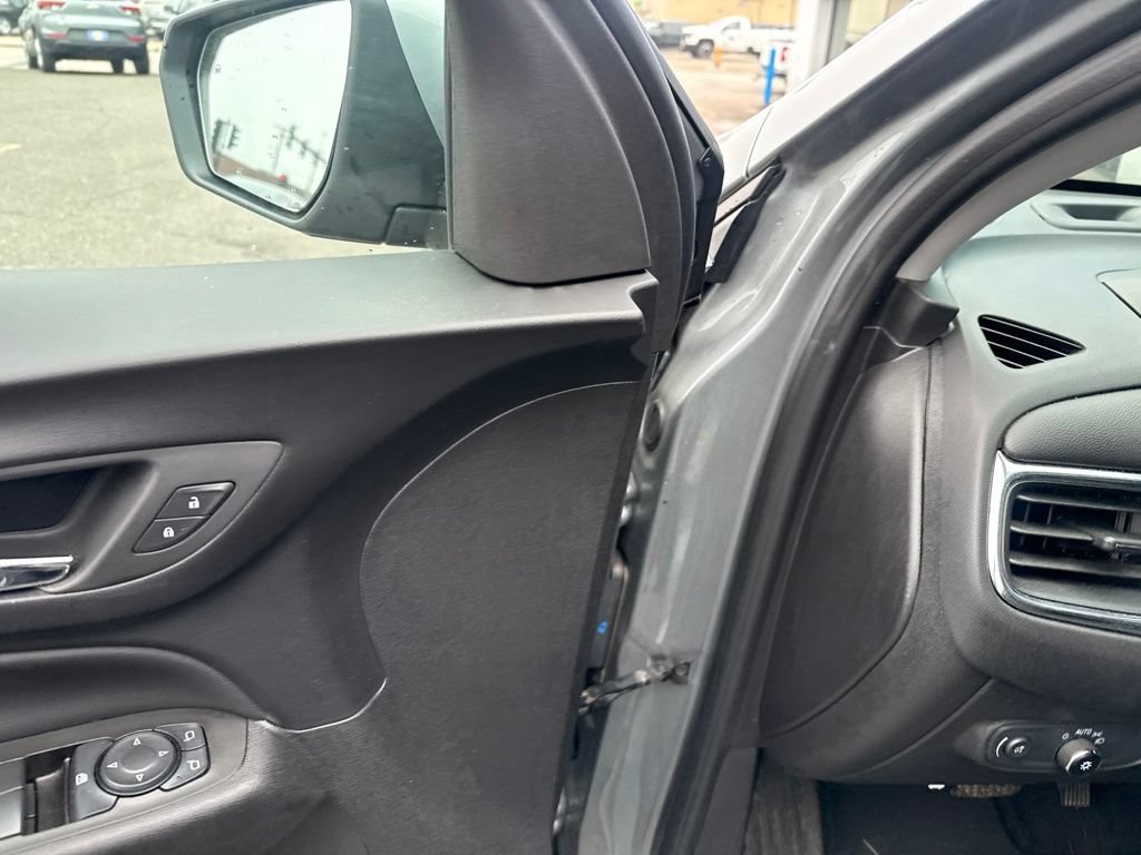 Used 2024 Chevrolet Equinox LT AWD/4WD image 18
