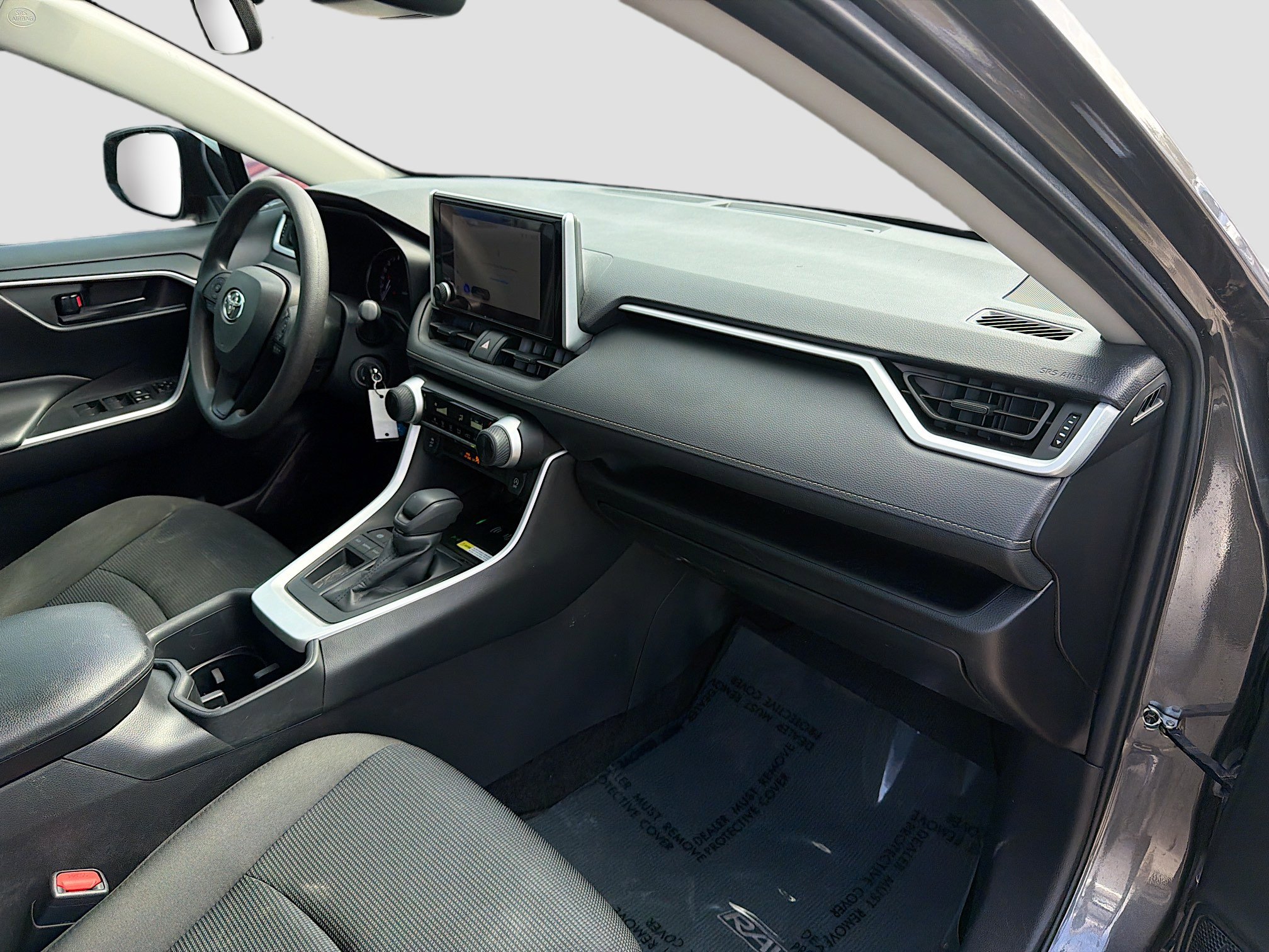 Used 2024 Toyota RAV4 LE image 13