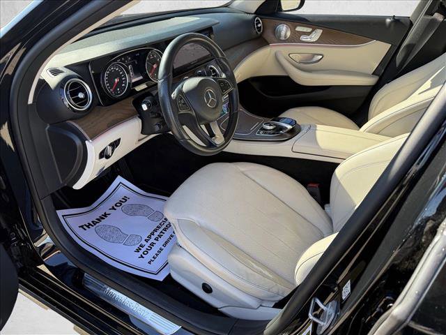 Used 2018 Mercedes-Benz E 300 image 9