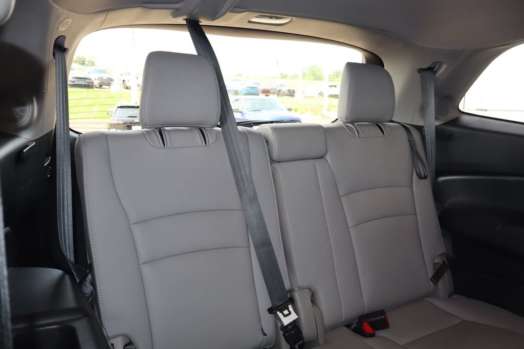 Used 2022 Honda Pilot Elite image 50