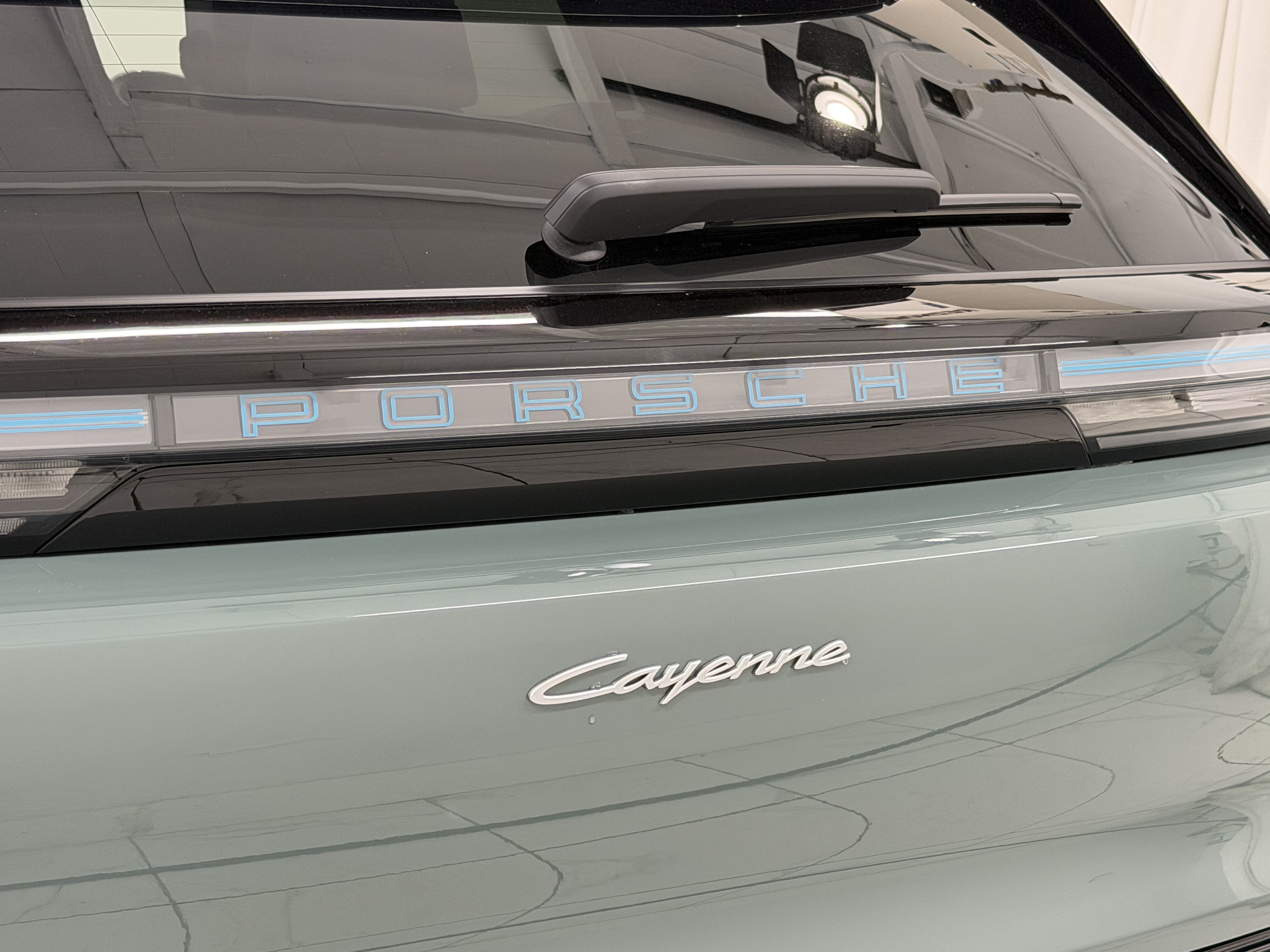 New 2026 Porsche Cayenne Electric AWD/4WD image 70