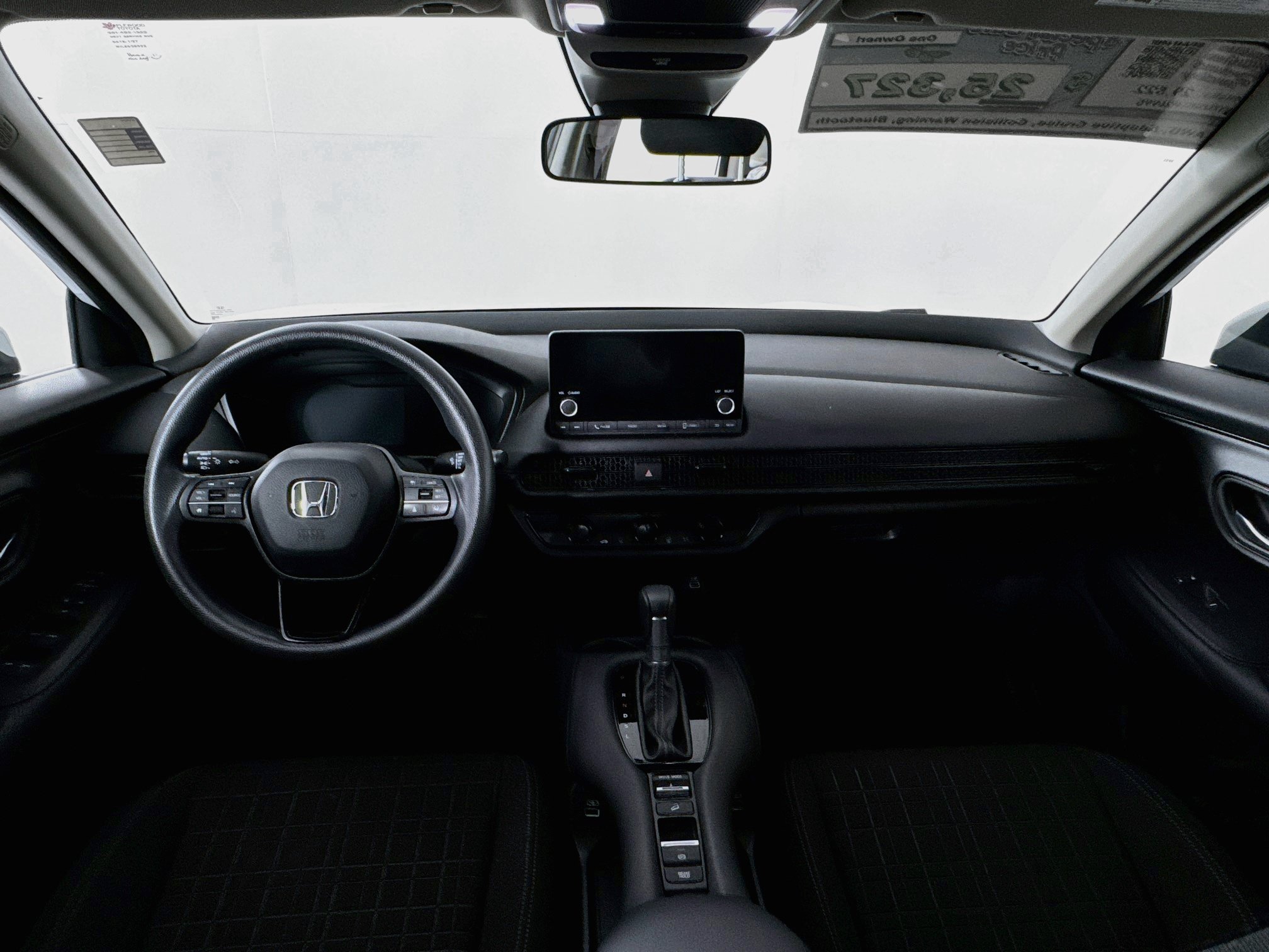 Used 2023 Honda HR-V LX image 23