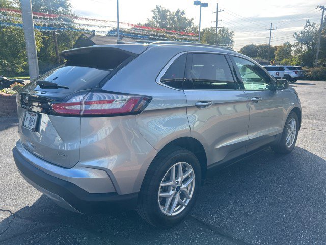 Used 2022 Ford Edge SEL w/ Convenience Package image 6