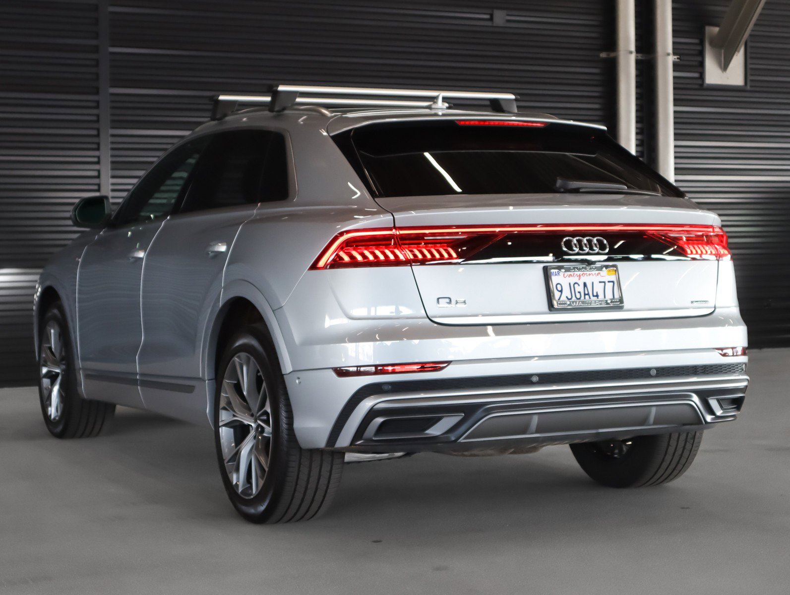 Used 2023 Audi Q8 Premium Plus w/ Premium Plus Package image 2