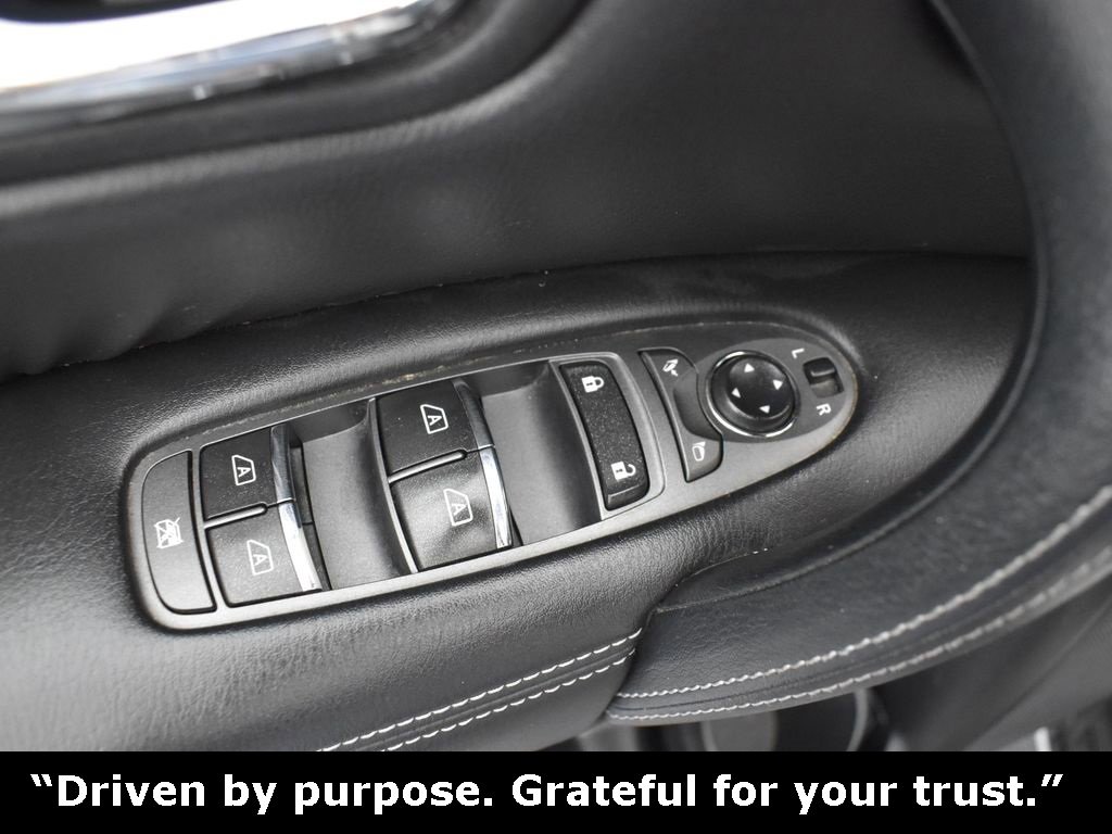 Used 2016 INFINITI QX80 2WD image 8