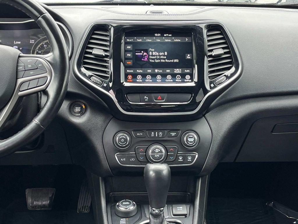 Used 2020 Jeep Cherokee Limited image 15