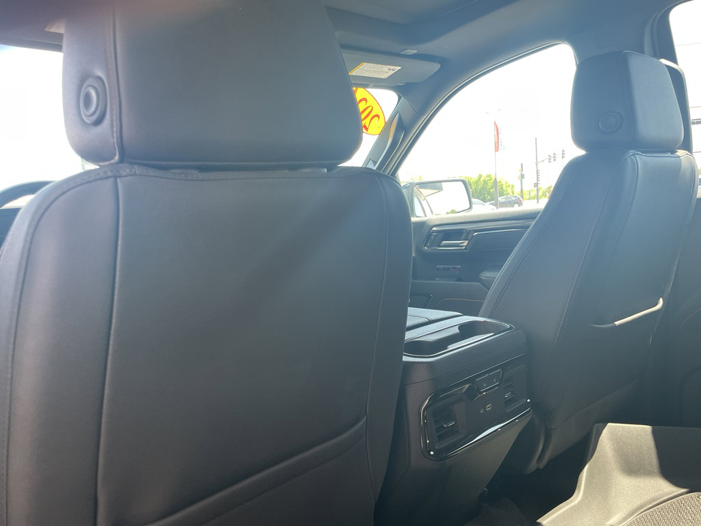 Used 2024 GMC Sierra 1500 AT4 w/ Technology Package image 20