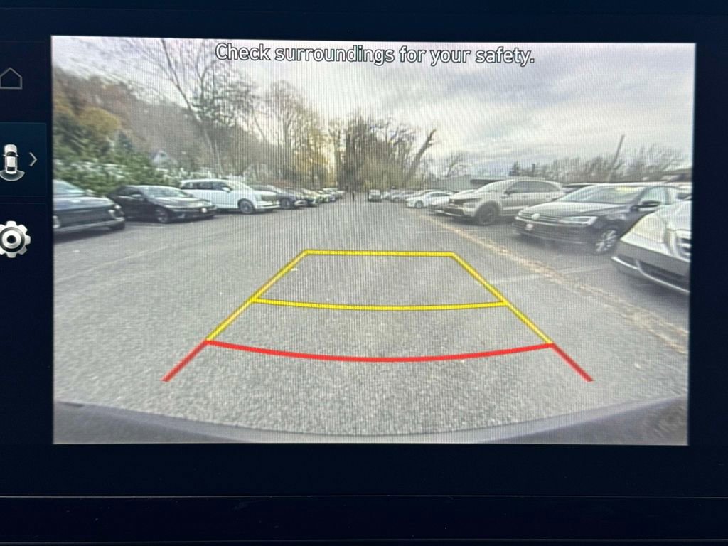 Used 2023 Hyundai Palisade SE w/ Cargo Package image 26