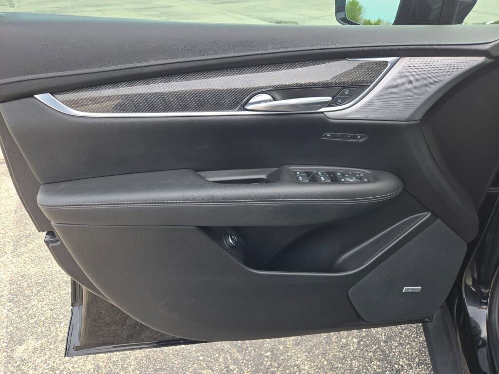 Used 2021 Cadillac XT5 Sportv AWD/4WD image 22