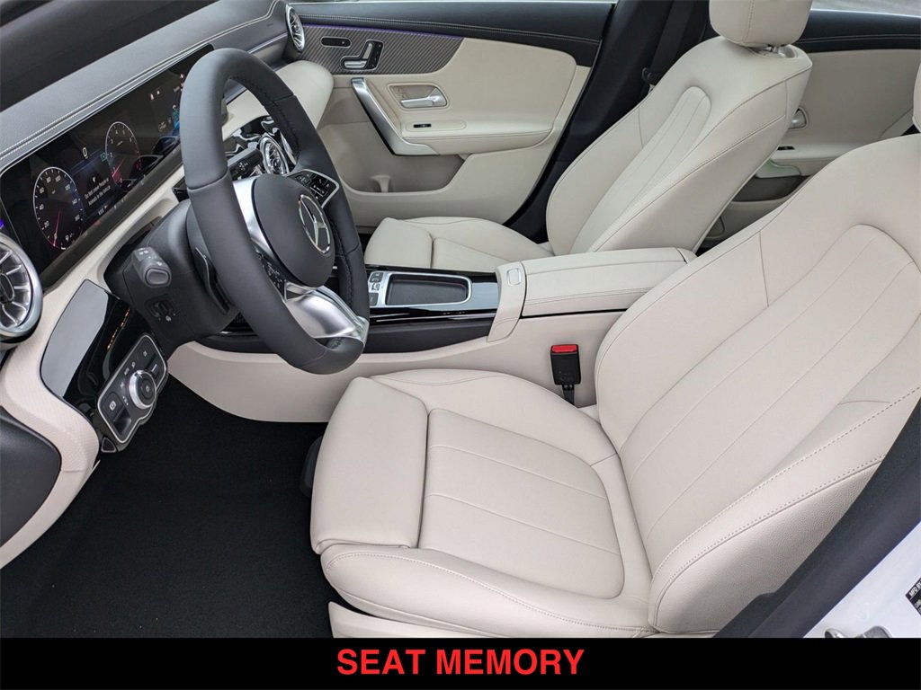 New 2025 Mercedes-Benz CLA 250 4MATIC image 13