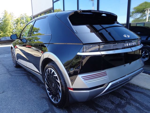 Used 2023 Hyundai Ioniq 5 Limited w/ Cargo Package AWD/4WD image 7