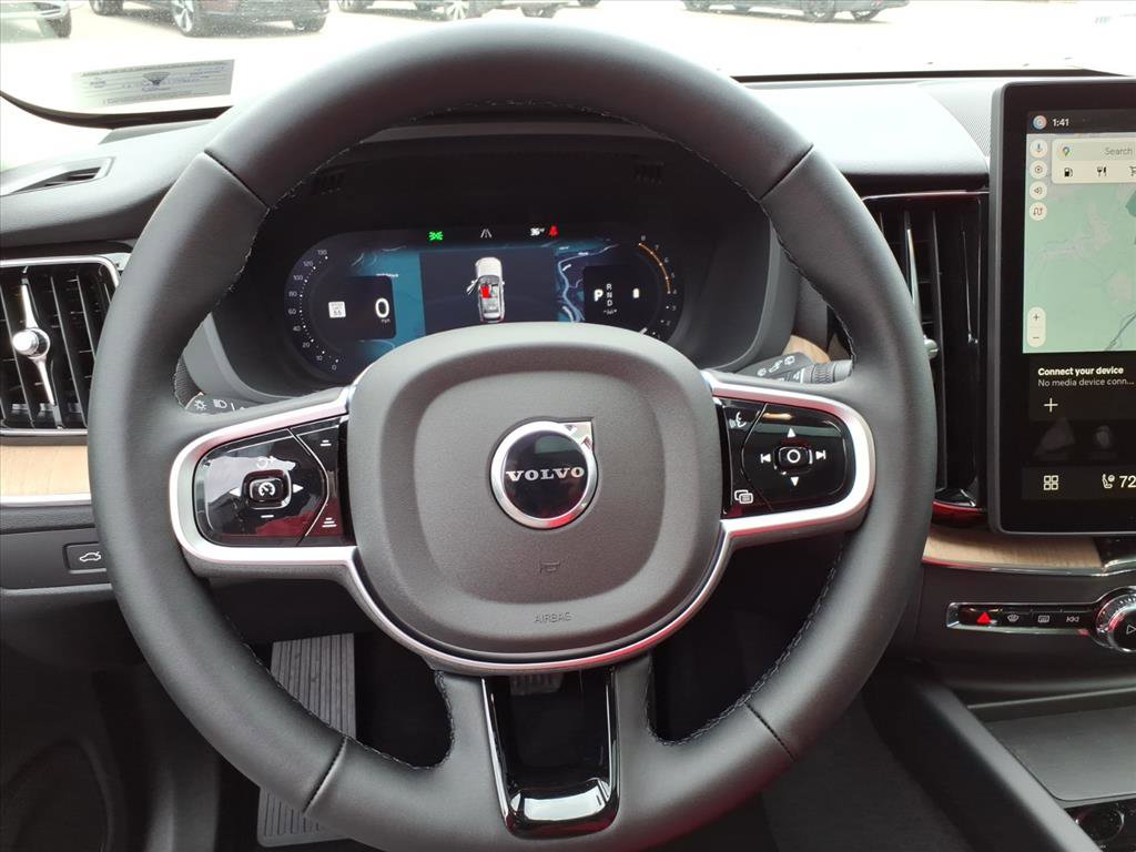 Certified 2026 Volvo XC60 B5 Plus w/ Climate Package AWD/4WD image 14