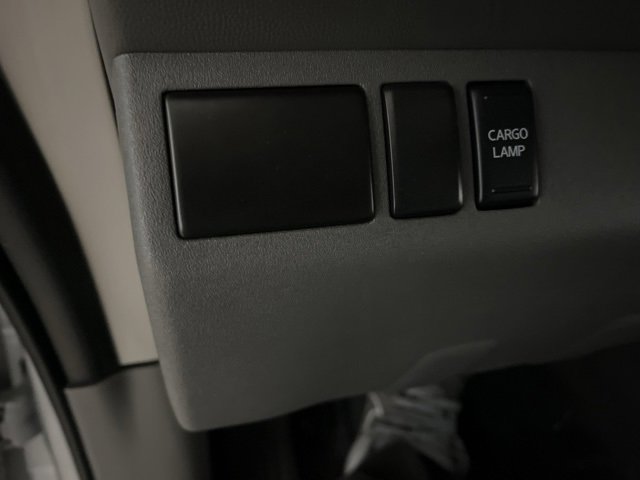 Used 2020 Nissan Frontier S image 21