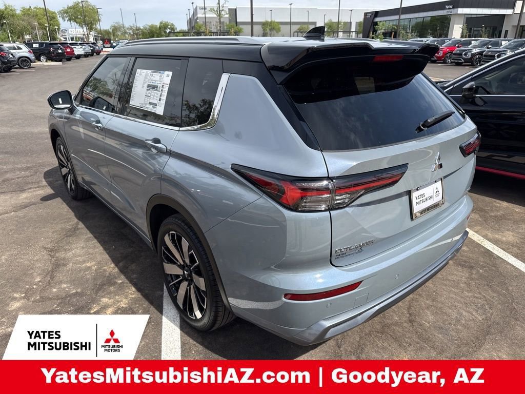 New 2026 Mitsubishi Outlander SEL image 4