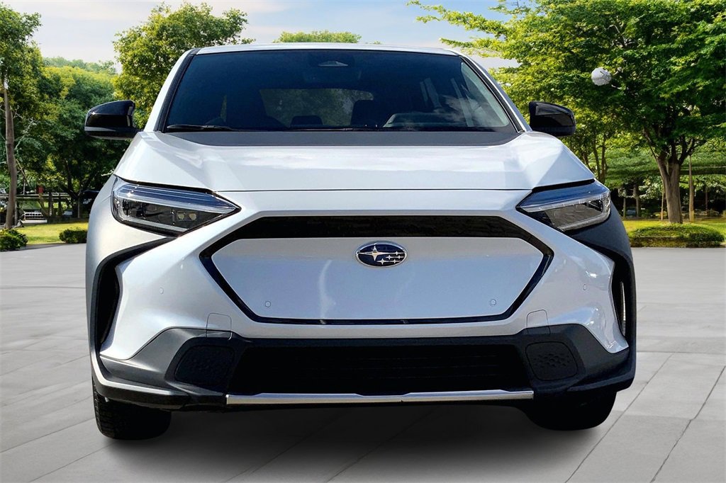 Used 2023 Subaru Solterra AWD image 2