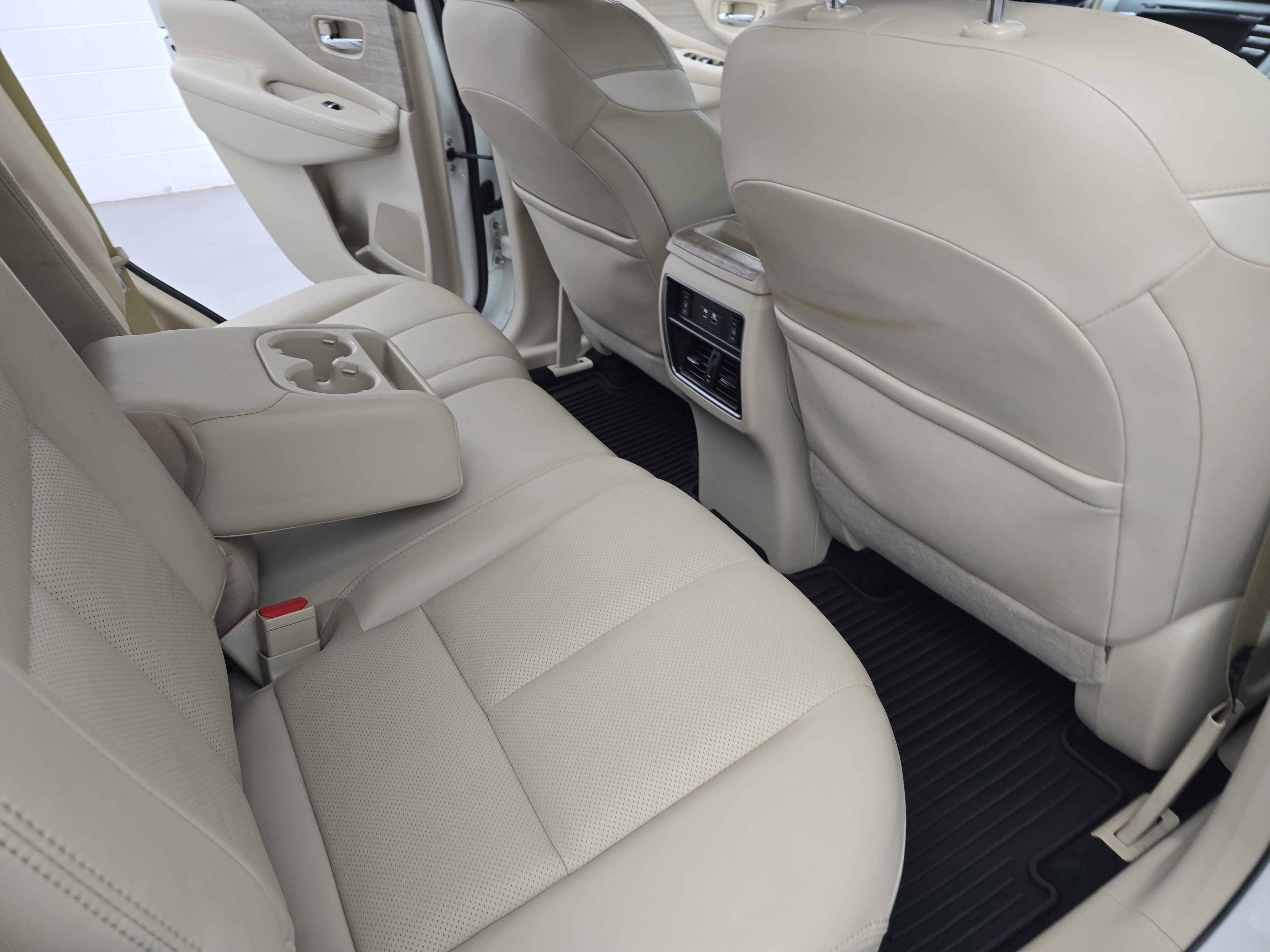 Used 2019 Nissan Murano SL FWD image 11