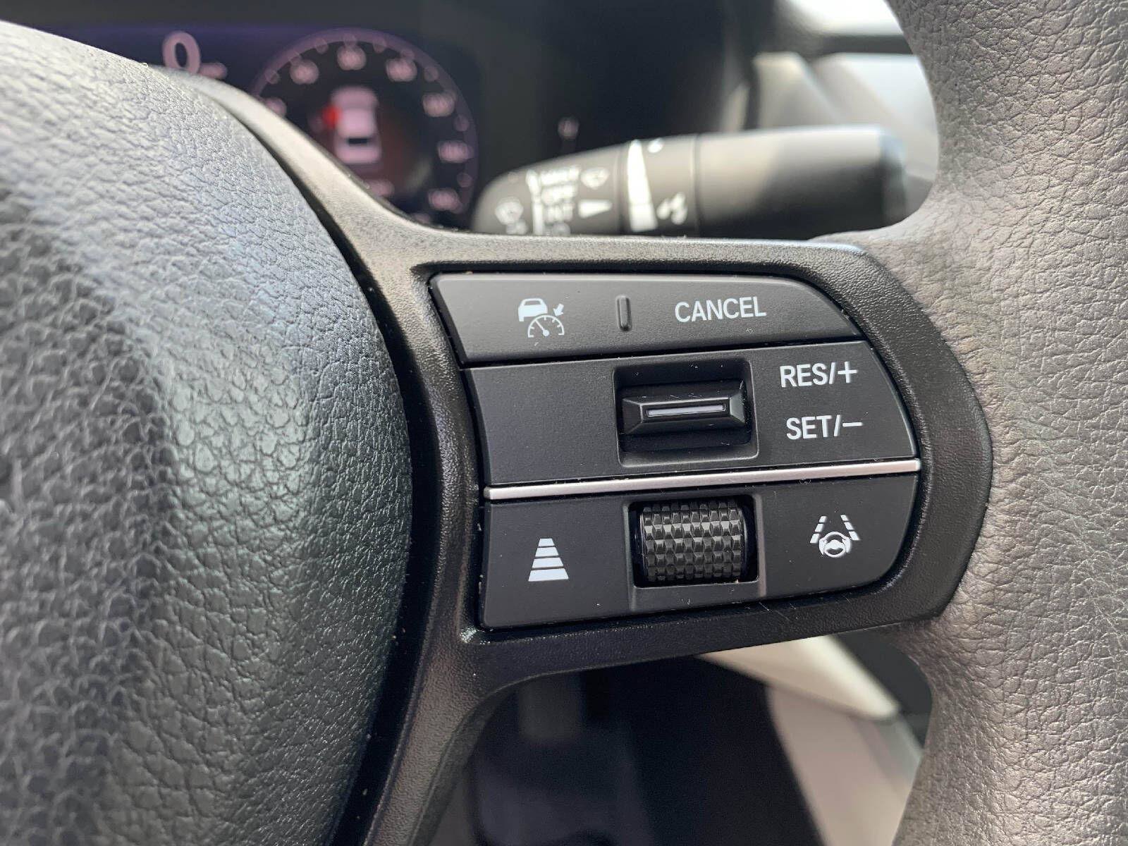 Certified 2023 Honda Accord EX image 16