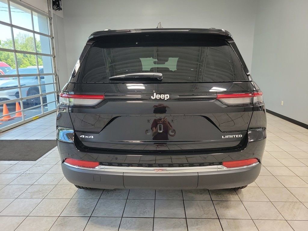 New 2025 Jeep Grand Cherokee Limited image 5