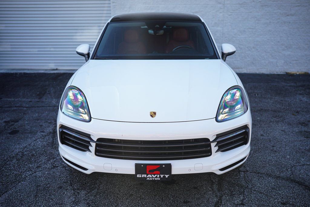 Used 2023 Porsche Cayenne Platinum Edition image 6
