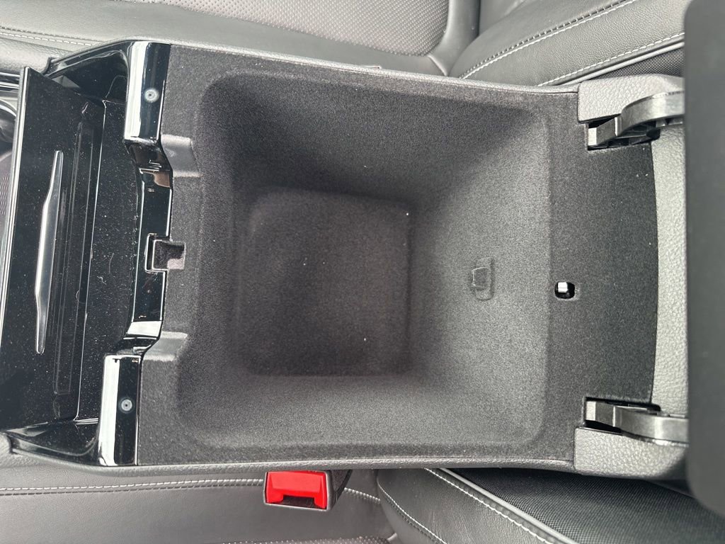 Used 2023 Jeep Grand Cherokee Overland w/ Luxury Tech Group IV image 32