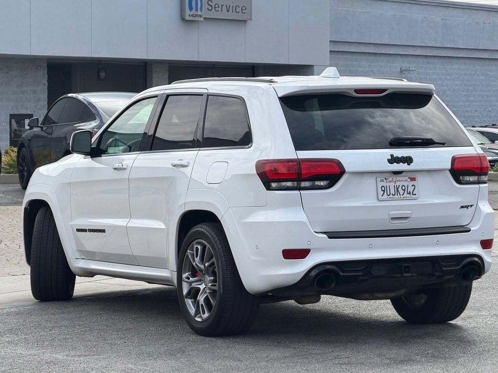 Used 2019 Jeep Grand Cherokee SRT w/ Trailer Tow Group IV AWD/4WD image 2