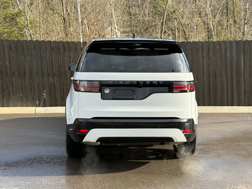 Certified 2025 Land Rover Discovery Dynamic SE AWD/4WD image 4