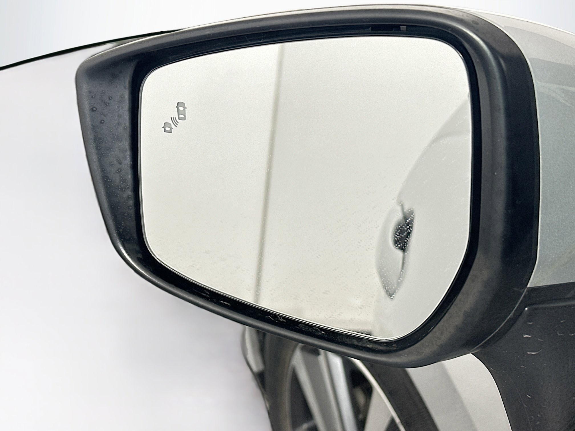 Used 2021 Nissan Versa SV image 16