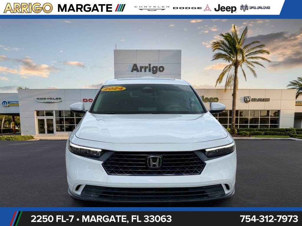 Used 2024 Honda Accord EX image 2