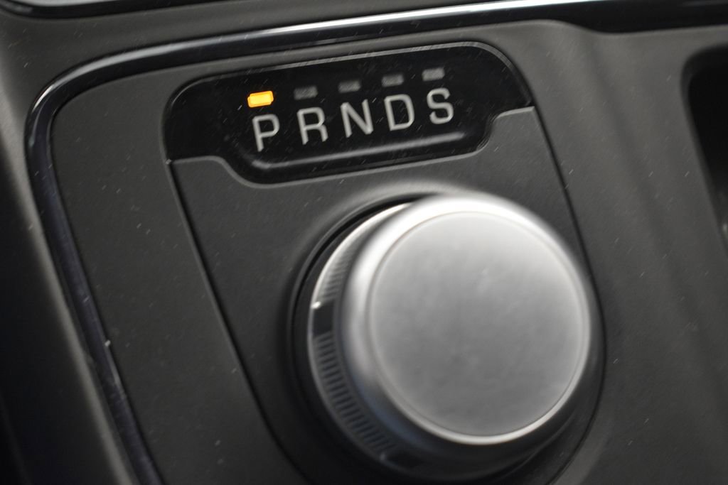 Used 2015 Chrysler 200 S w/ Navigation & Sound Group I image 42