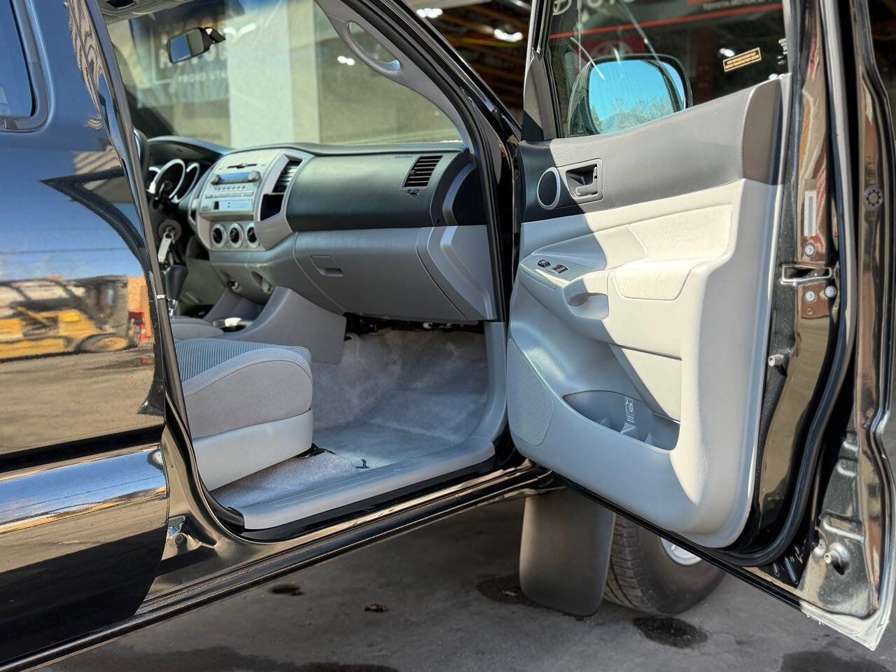 Used 2008 Toyota Tacoma PreRunner image 35