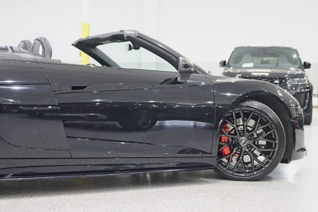 Used 2017 Audi R8 V10 AWD/4WD image 12