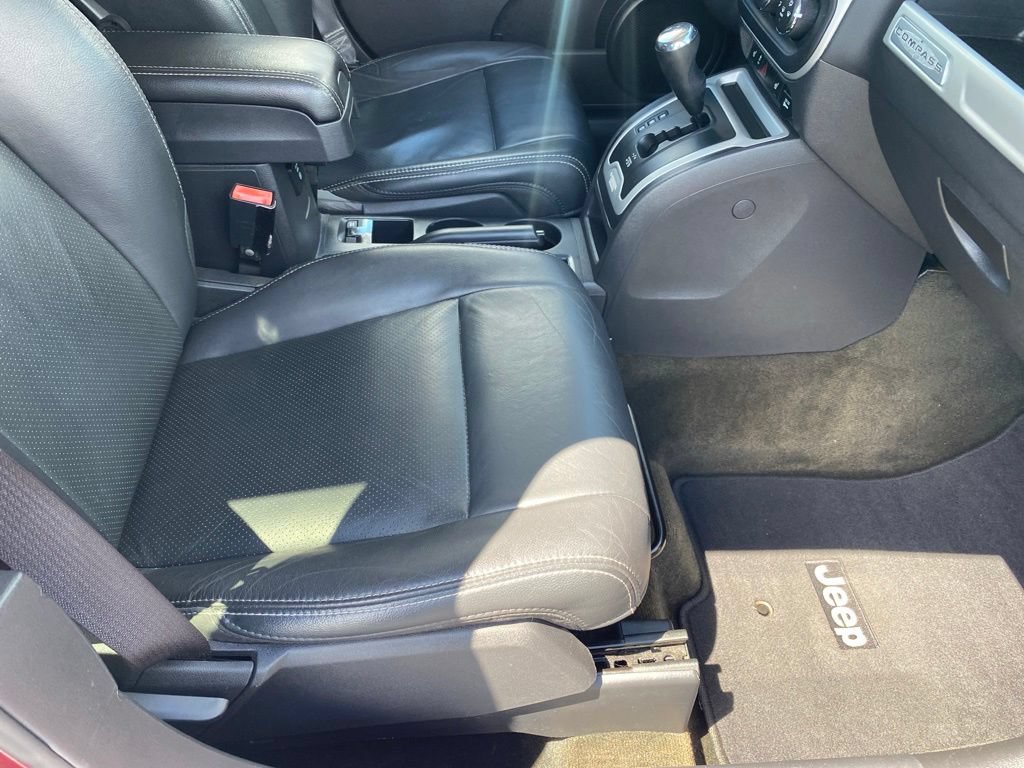 Used 2017 Jeep Compass High Altitude AWD/4WD image 7