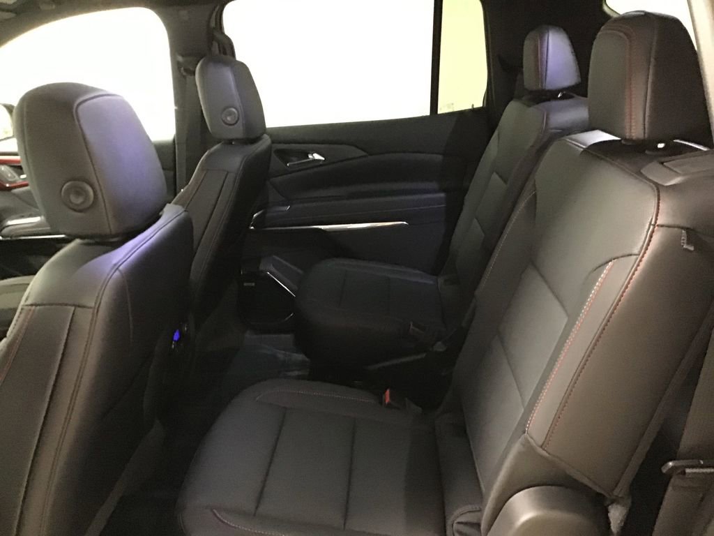 New 2026 Chevrolet Traverse Z71 w/ Enhanced Driving Package image 13