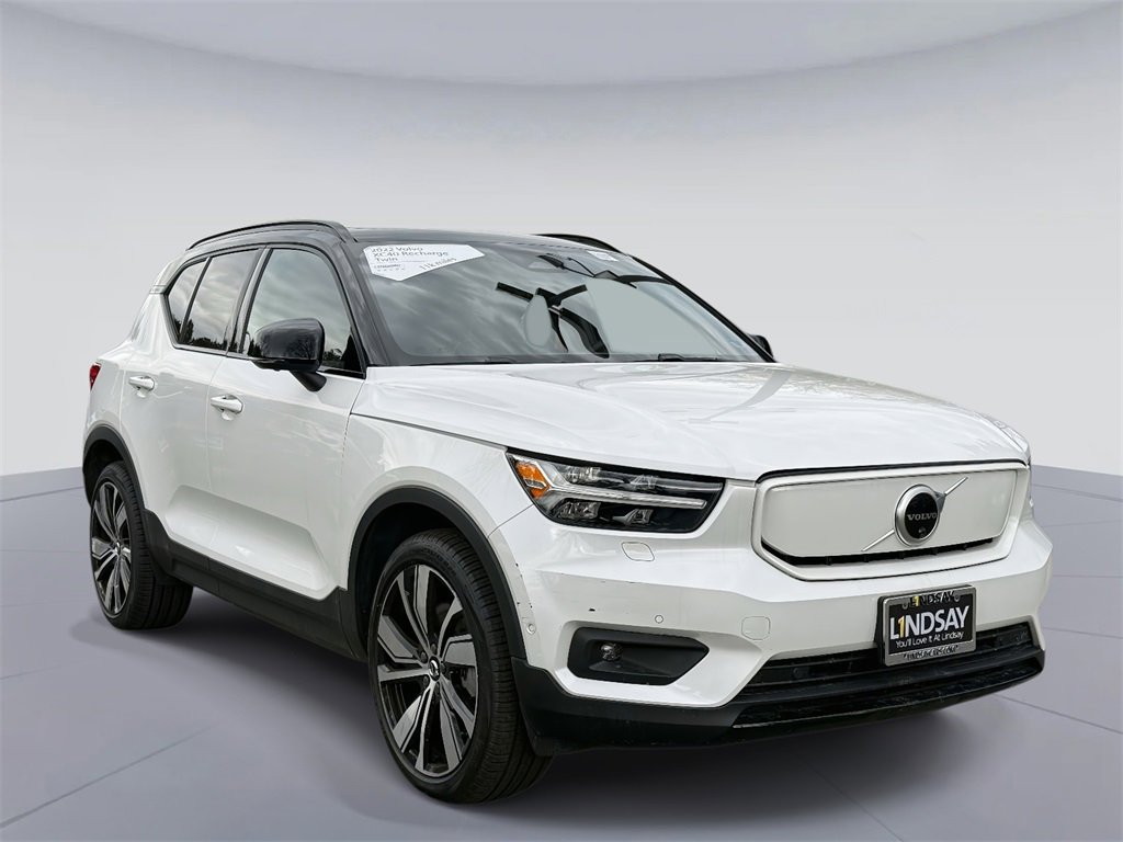 Used 2022 Volvo XC40 P8 Recharge Ultimate image 9