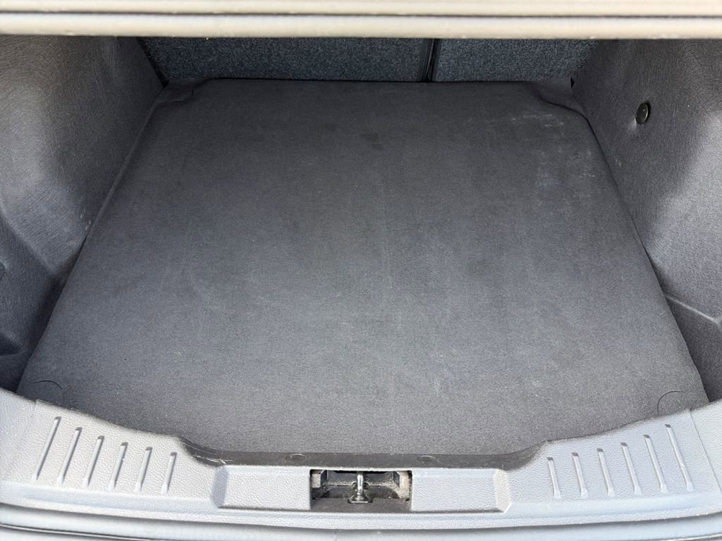 Used 2017 Ford Focus S image 21