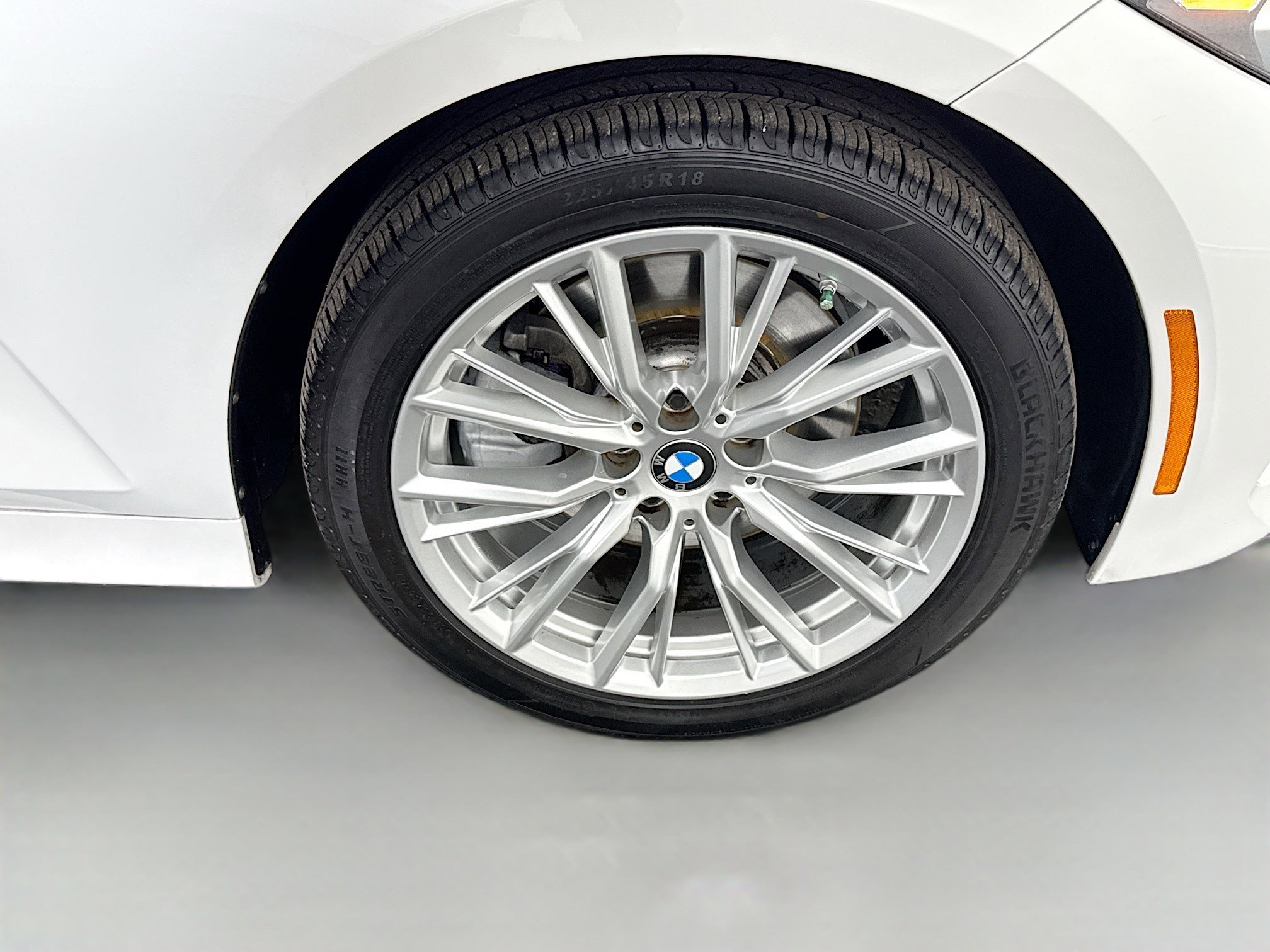Used 2023 BMW 330i Sedan w/ Premium Package RWD image 32