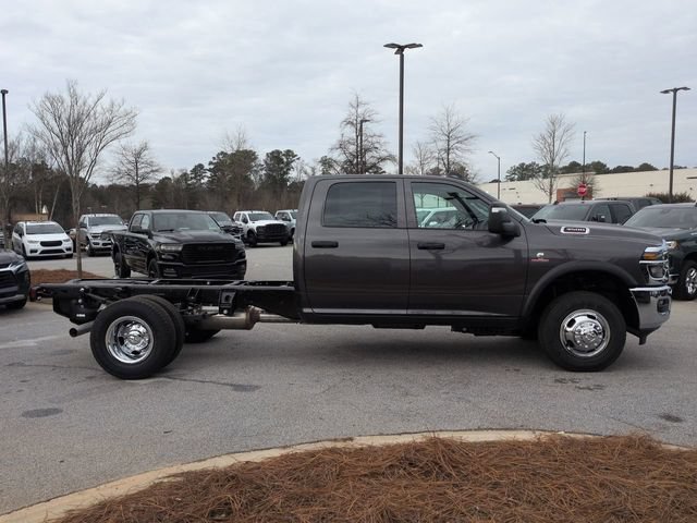 New 2026 RAM 3500 Tradesman AWD/4WD image 3
