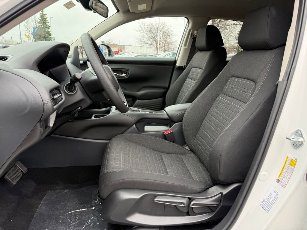 New 2026 Honda HR-V LX image 3