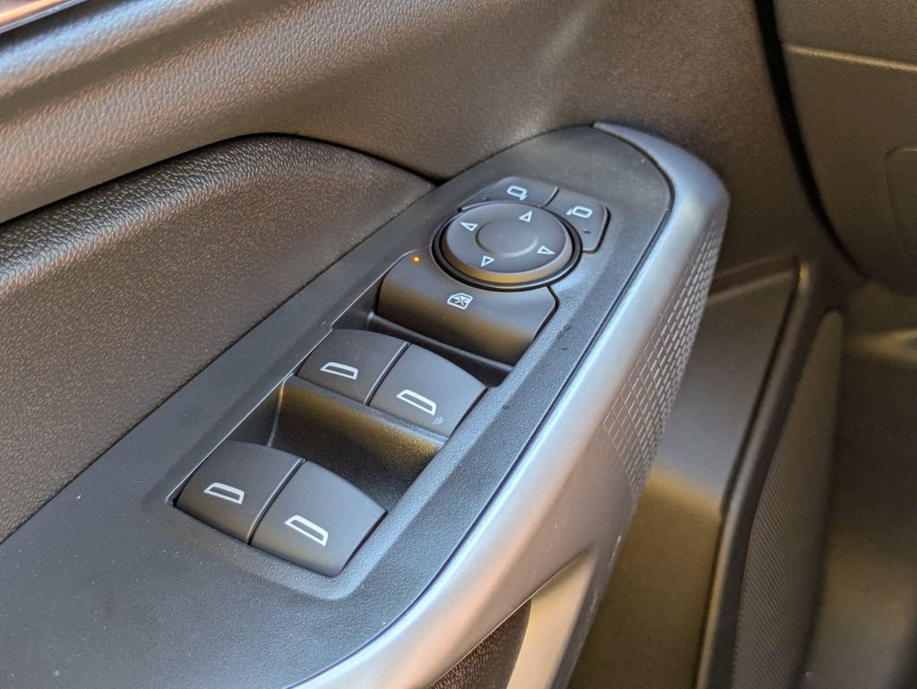 New 2026 Chevrolet Trax LS FWD image 23