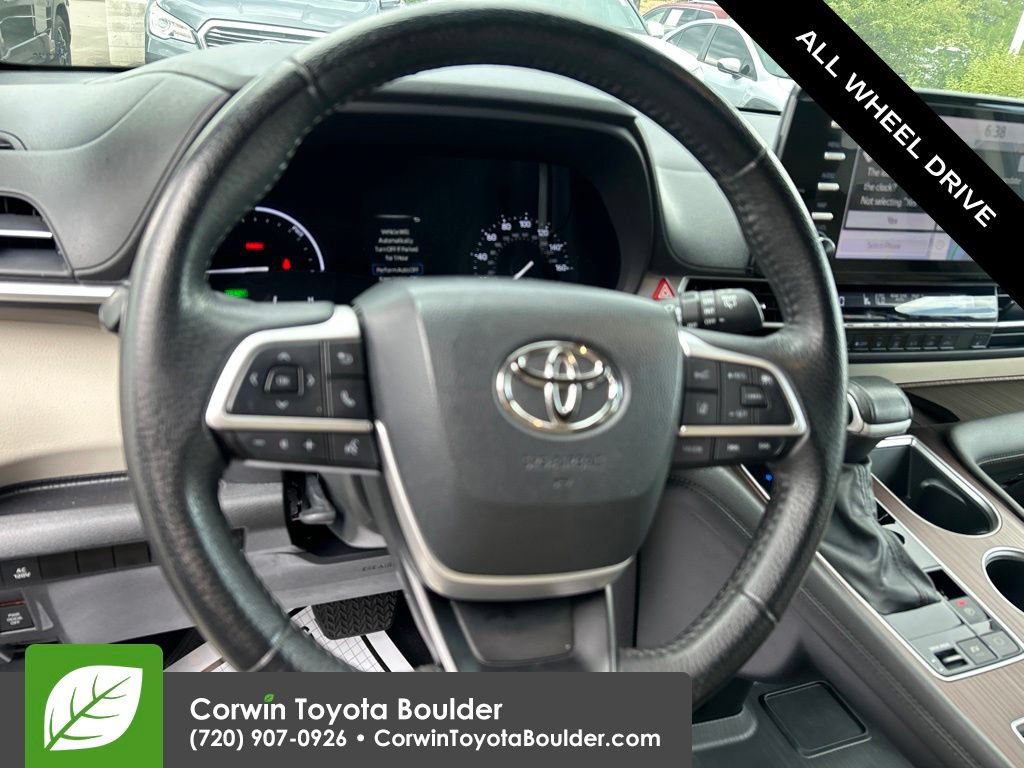 Used 2023 Toyota Sienna XLE w/ XLE Plus Package AWD/4WD image 25