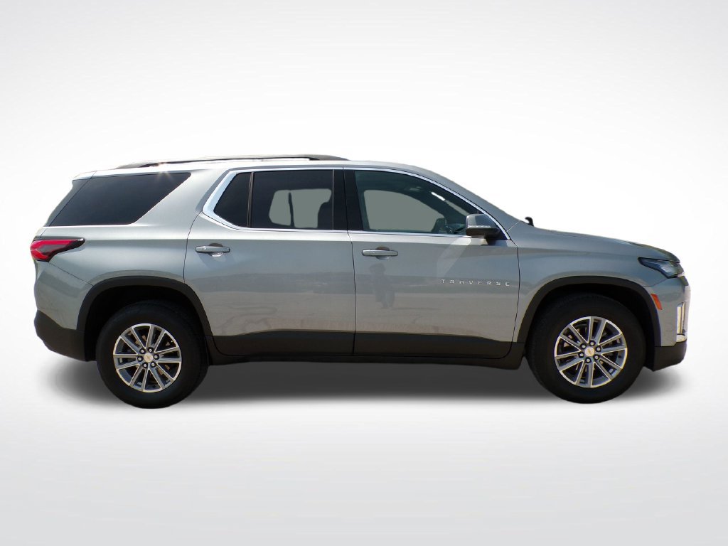 Used 2023 Chevrolet Traverse LT AWD/4WD image 6