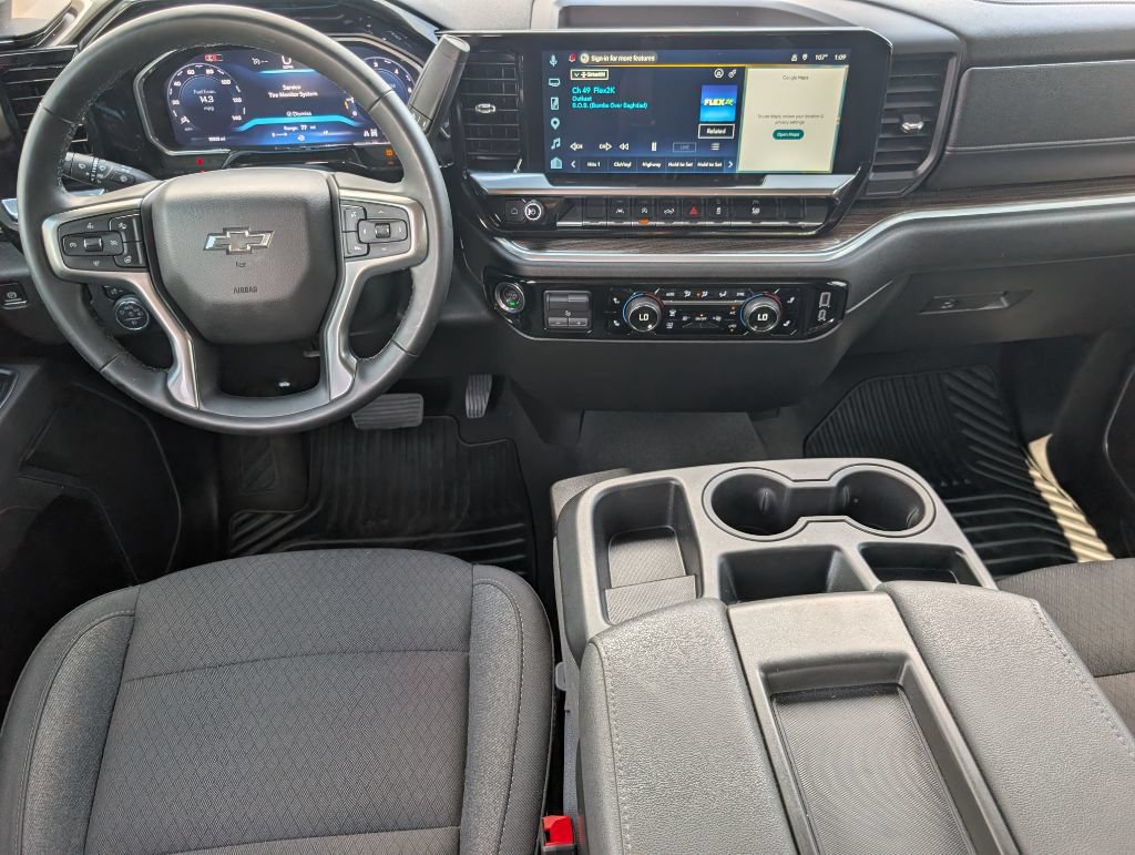 Used 2026 Chevrolet Silverado 1500 RST AWD/4WD image 7