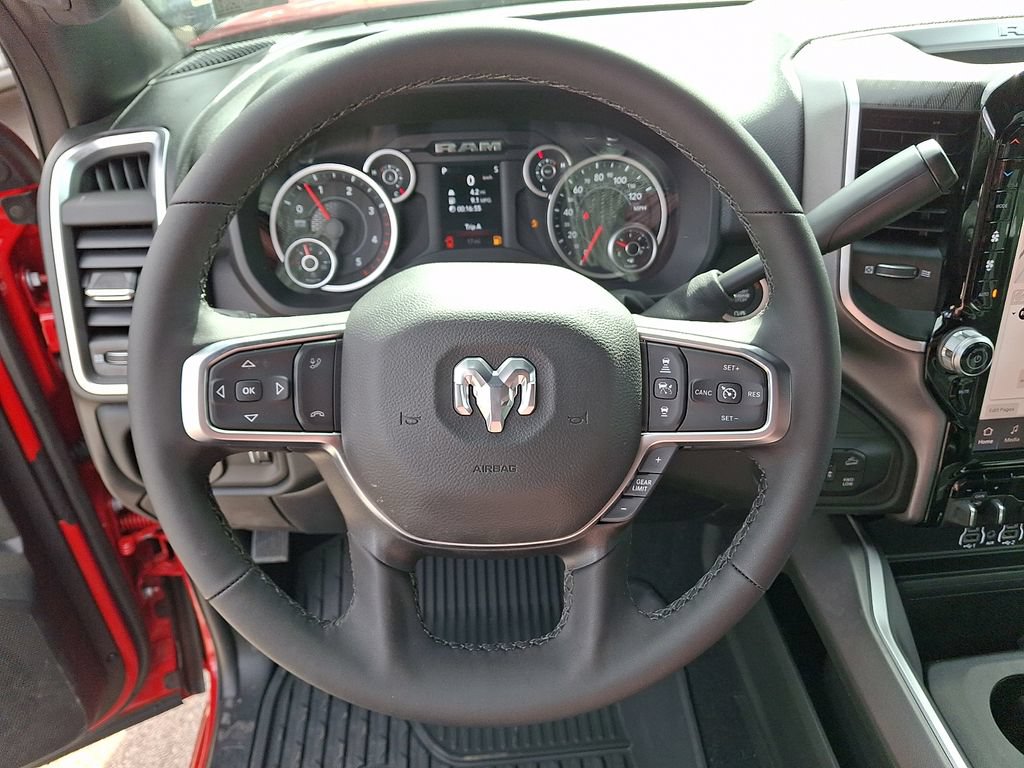 New 2026 RAM 2500 Big Horn AWD/4WD image 10