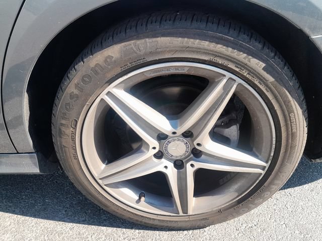 Used 2017 Mercedes-Benz E 300 4MATIC image 23