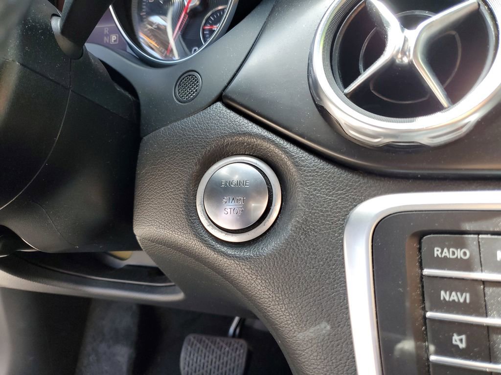 Used 2019 Mercedes-Benz GLA 250 GLA 250 image 29