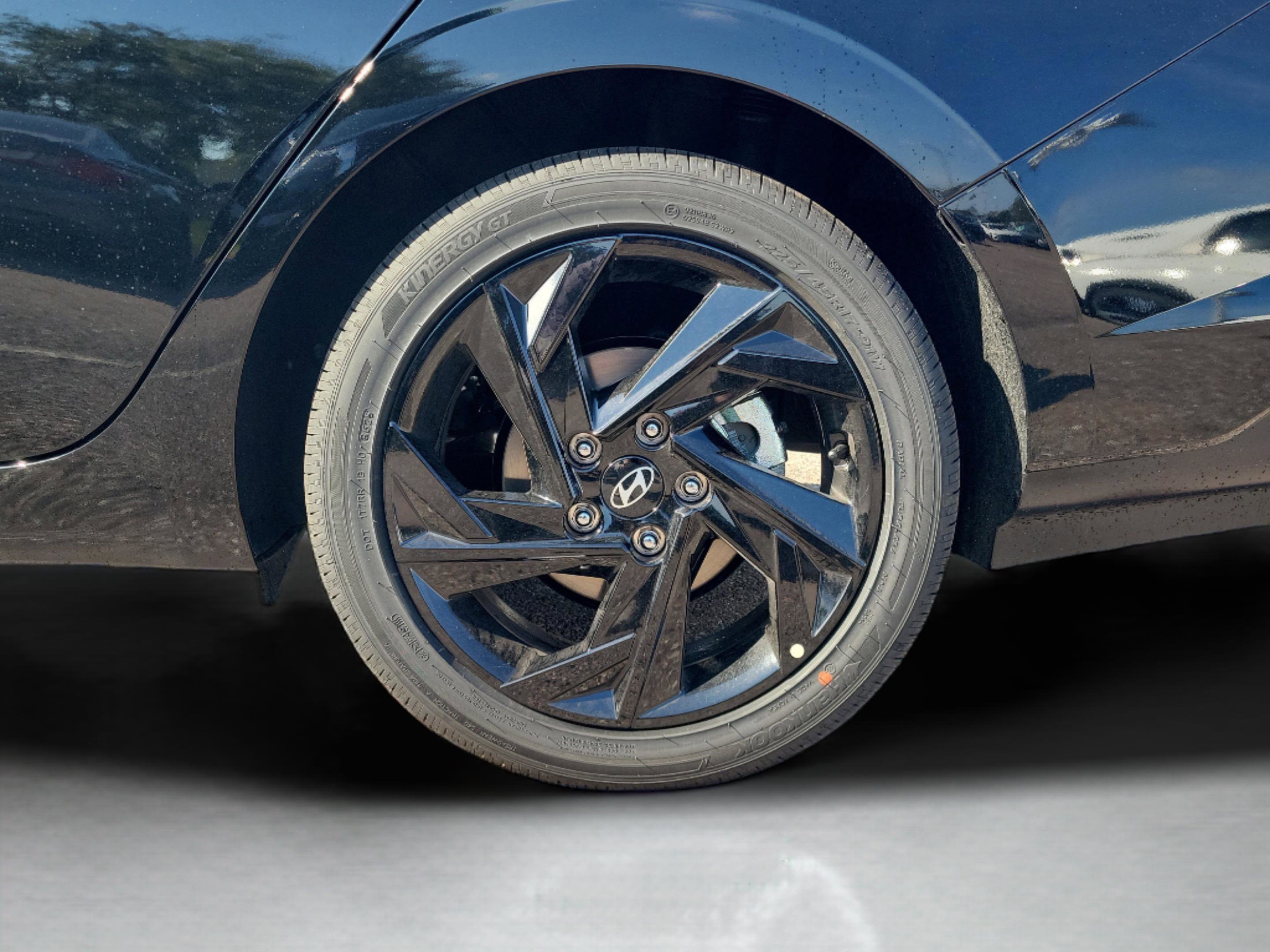 New 2026 Hyundai Elantra SEL Sport image 30