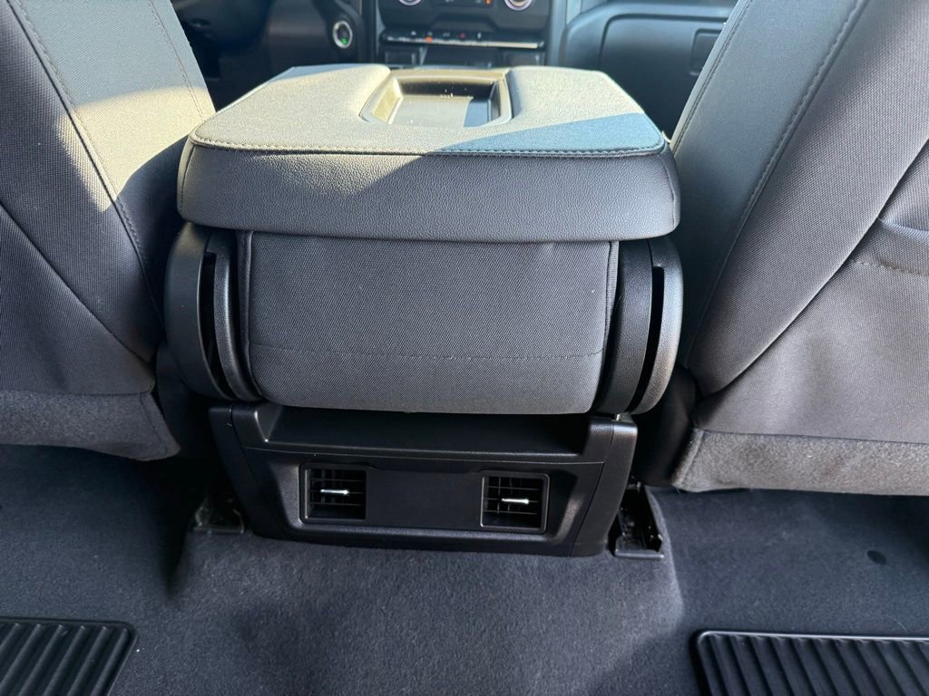 Used 2023 Chevrolet Silverado 1500 Custom image 16